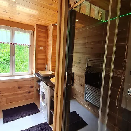 Apartment 85 M² Pres Des Pistes, Terrasse Et Parking Prive, Equipements Complets. - Fr-1-589-410 La Bresse