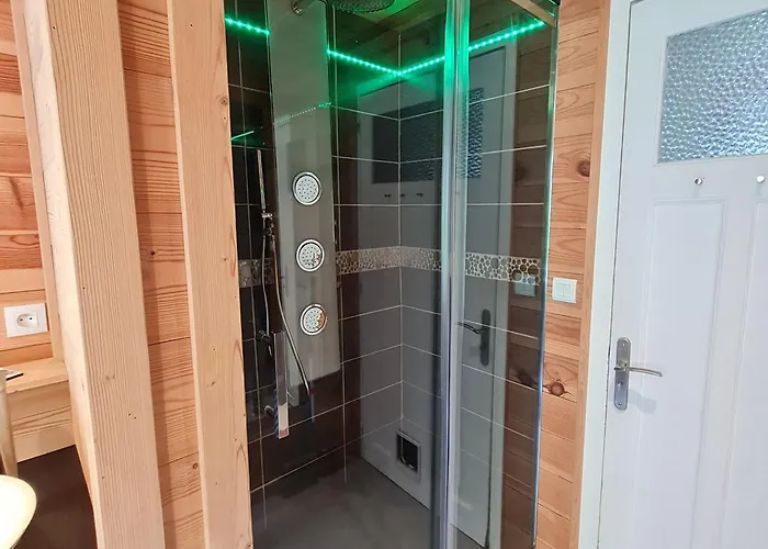 Apartmán 85 M² Pres Des Pistes, Terrasse Et Parking Prive, Equipements Complets. - Fr-1-589-410 *